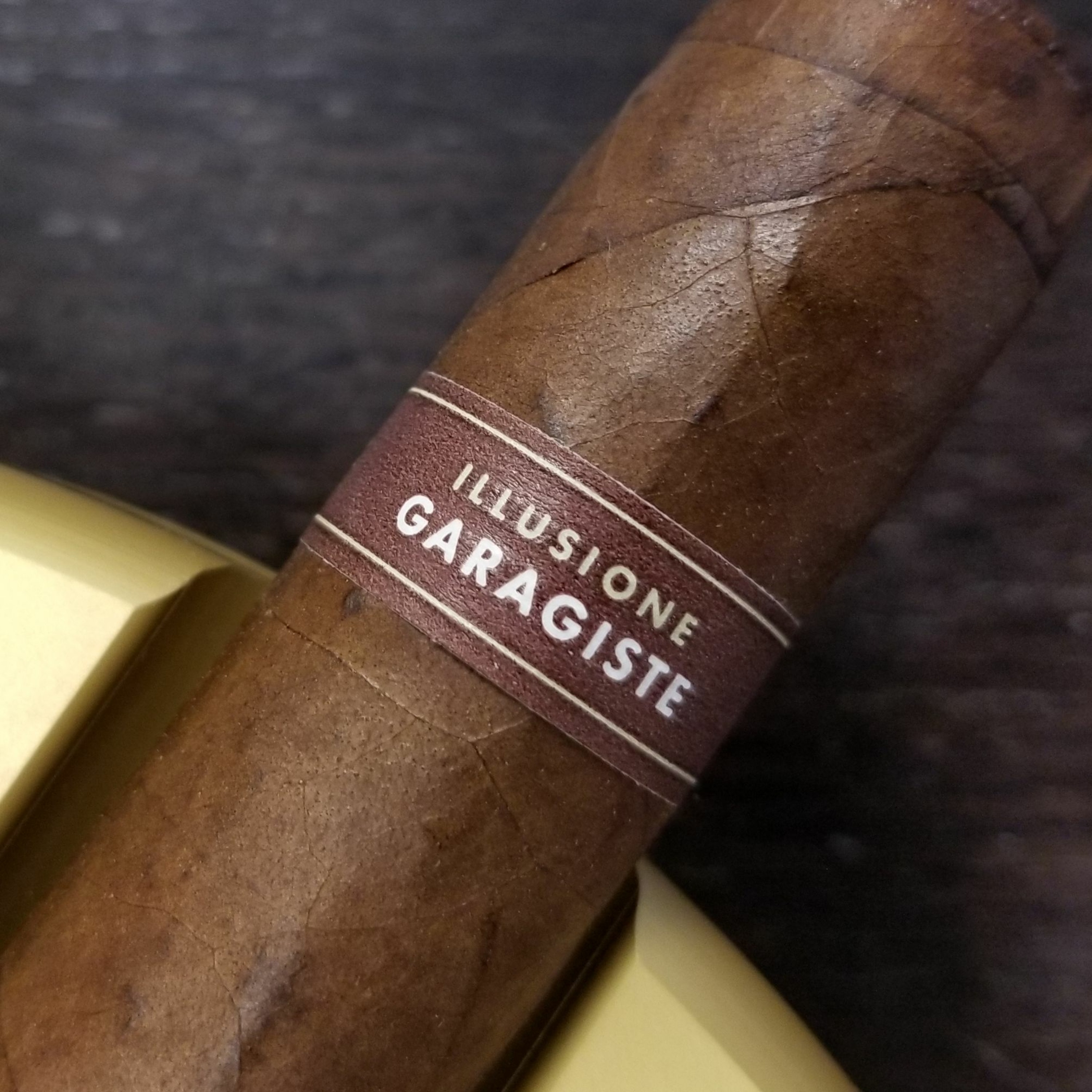 Editors' Roundtable - Illusione Garagiste cigars, Jorge Masvidal, nuclear ants, Jeffrey Epstein
