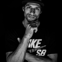 Friends - Tebby Gonzalez Live at Studio