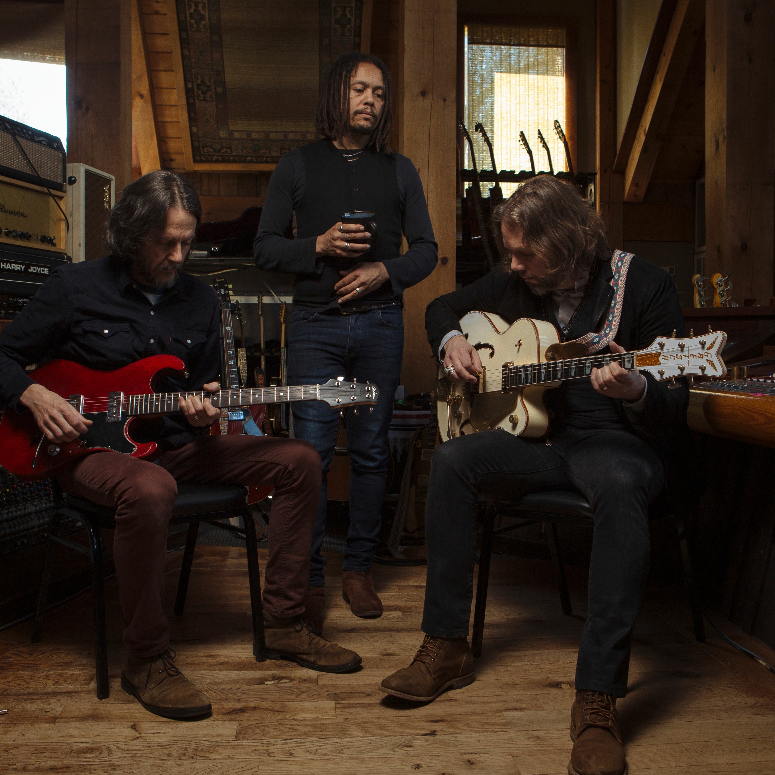 Levyuutuuksia: Maustetytöt, Magpie Salute, Helloween, Black Star Riders, Rolling Stones... episode artwork
