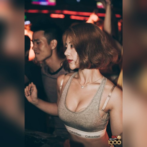 GO DOWN(Ver Fix) - ROBI Remix (Quang Ten Up)