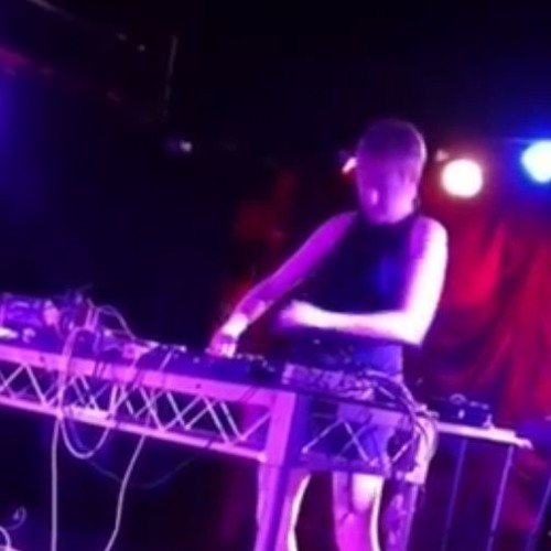 Loose-y Crunché- Live hardware set at Oscillations November 2019