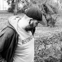 Internal Selection 032: Lucretio (live @Daphnia, Osaka)