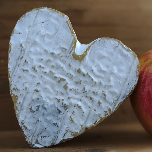 Savez Vous Pourquoi Le Fromage Neufchatel Est En Forme De Cœur By Paris Normandie