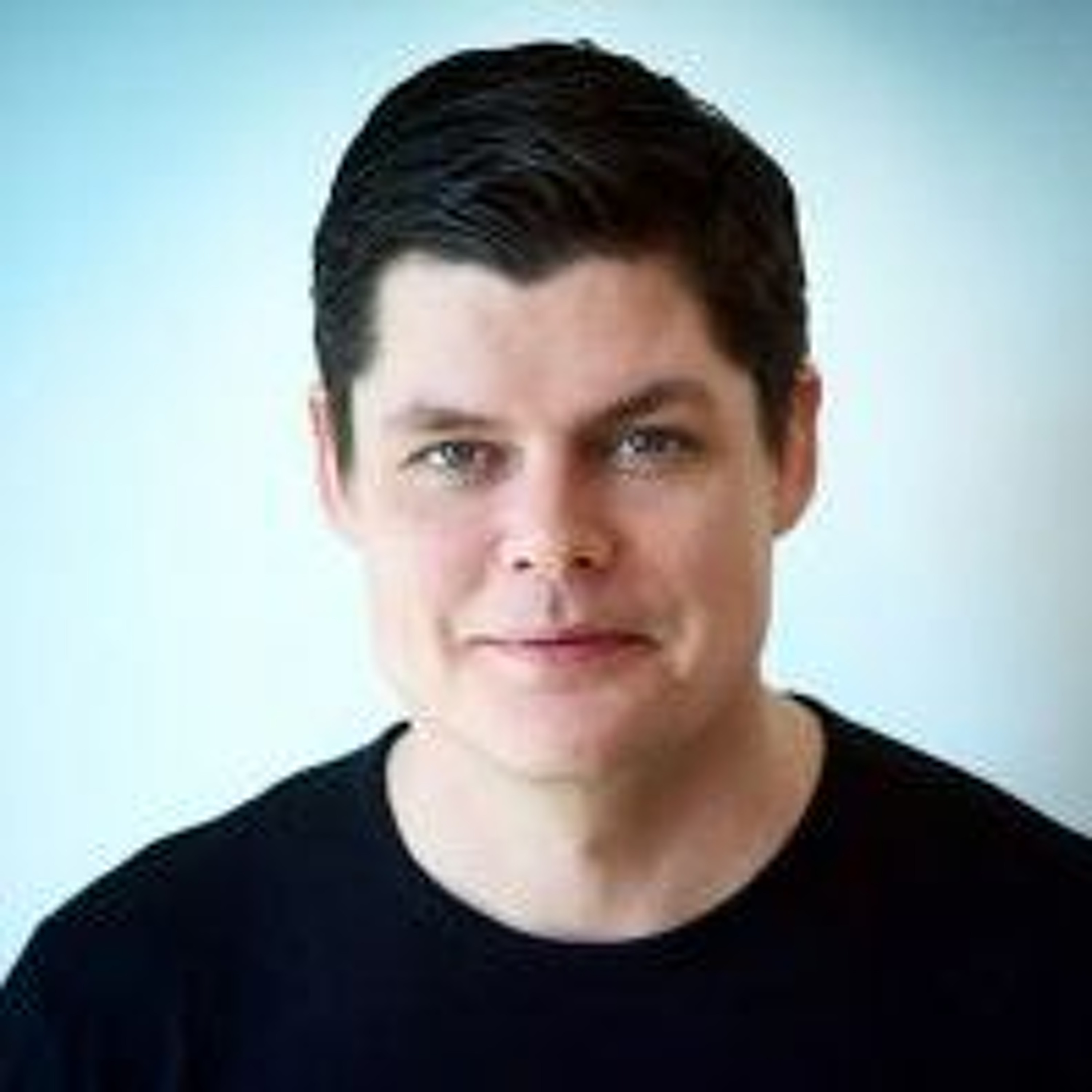 Nick Flanagan, Weakly