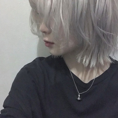 Head On My Shoulders