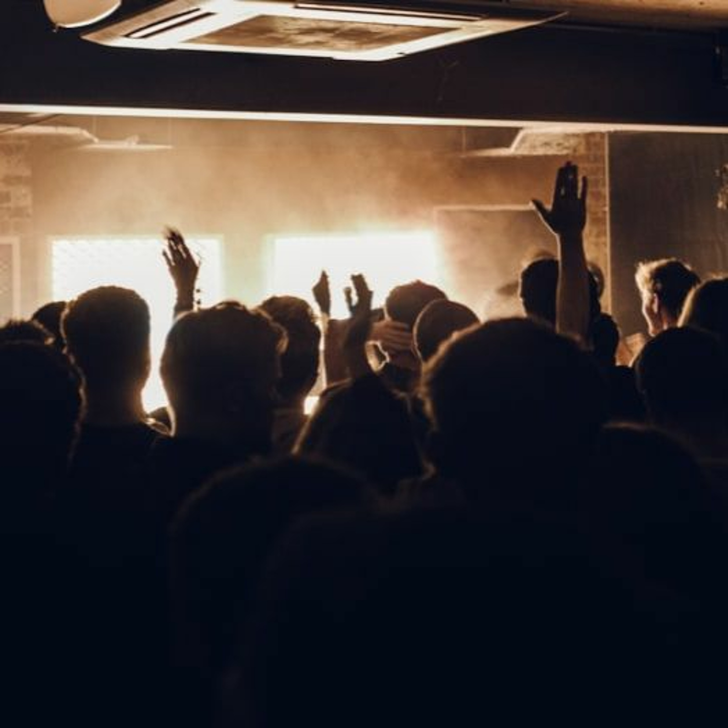 DJ ROB REGAN