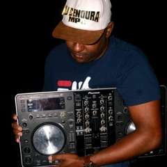 SET MIXADO OO1 BAILE DE PEQUIM  DJ CENOURA MPC