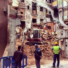 4. A Mano y a Máquina