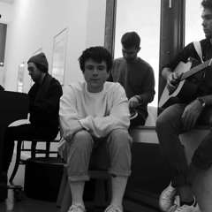 Alec Benjamin - Water Fountain (Live)