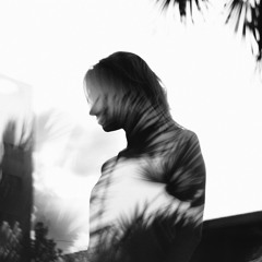 Anna Naklab, Karl Thesing, Tinush Salehi - Understand