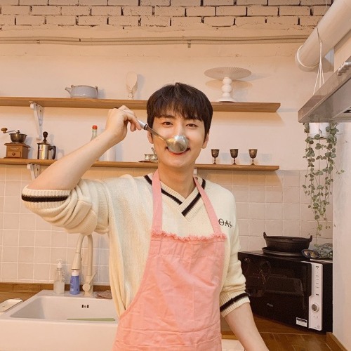 SF9 — JAEYOON cover 'Empty' by Paul Kim*