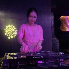 Về Đây Em Lo - Teemin