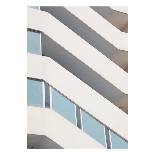 PREMIERE: Adana Twins - Maya [TAU]
