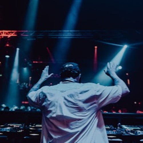 RAVEY SUMMER MIX