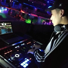 COMO ESTAS-K PERSONAJES- DJ LUCIANO FT DJ JONY