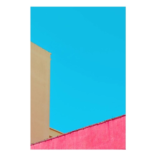 PREMIERE: Ikaro Grati - Bay Of Kotor [Plano B Records]
