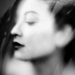 Melike Şahin - Tanrı Misafiri (ve ben yalnız - Levent Sevi)