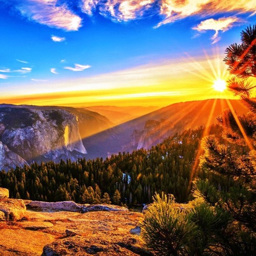 Bars and Melody - Waiting For The Sun-8D Audio (Please Use headphones)