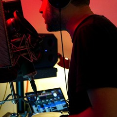 Dave Clarke - White Noise #725 (2019.11.22)