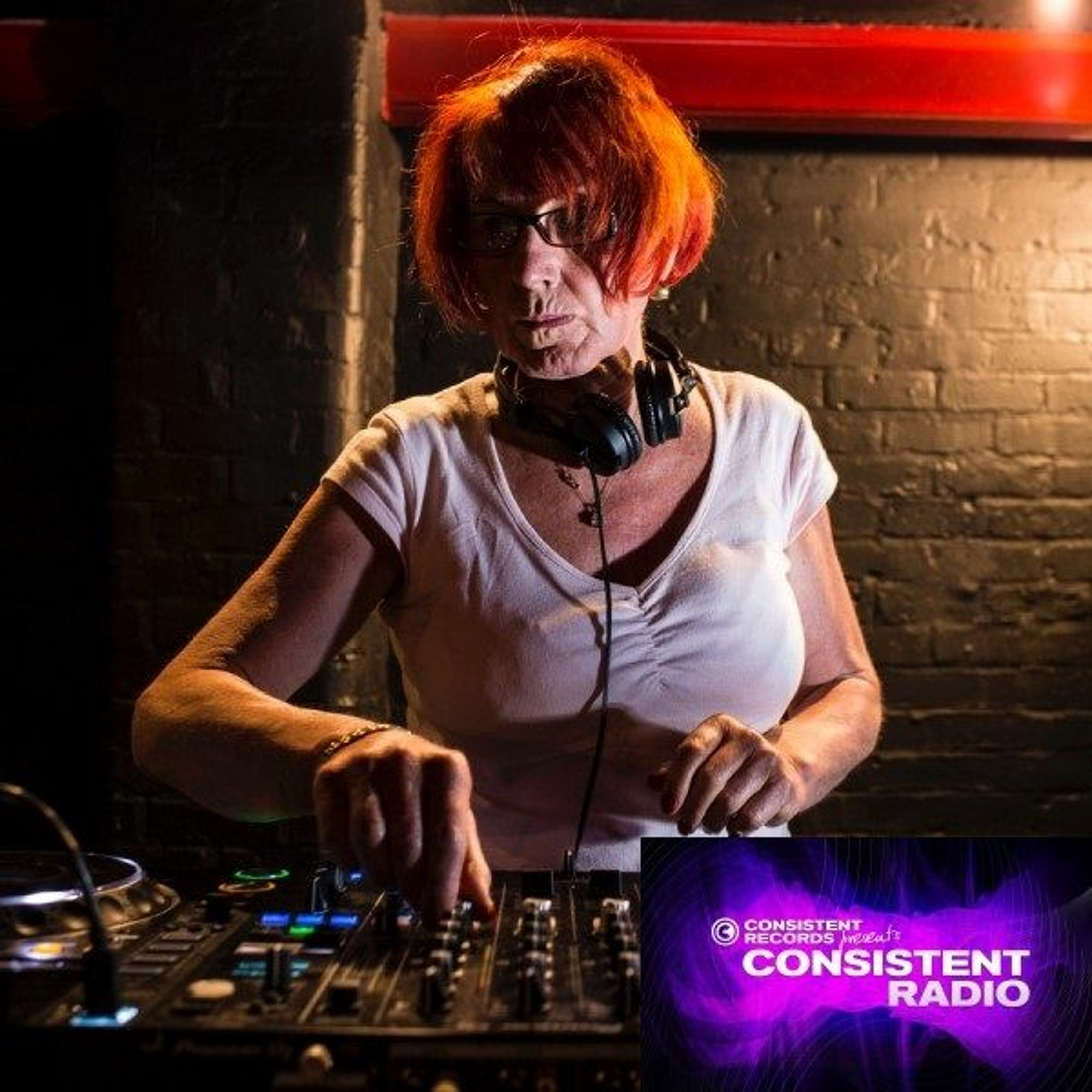 Consistent Radio feat. Jacki-e (Week 01 - 2019 1st hour) episode artwork