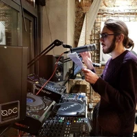 Ultime À Tom Soundcloud podcast image for Ultime À Tom