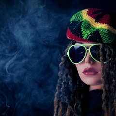 Snoop Dogg Vs Rezz - Drop It Like Its Drugs (AKA_Shine Mashup)