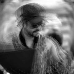FLR03 - Floating Machine (LIVE)