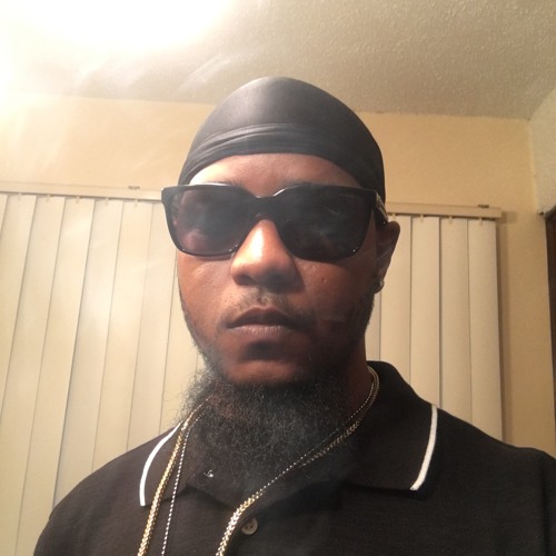 LowKey - Lonely World