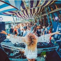 HER HOUSE SET 2019