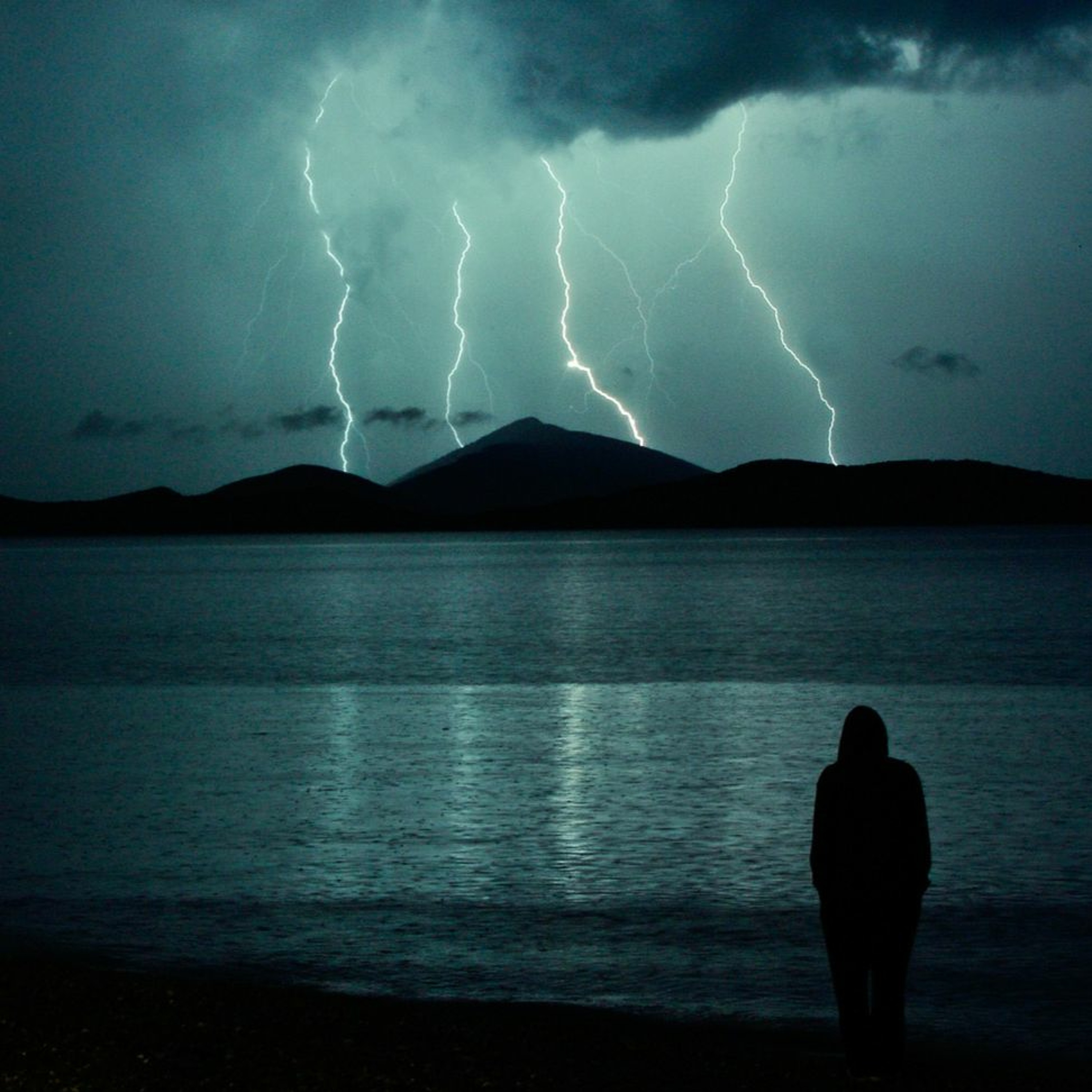 Sea by Arno Vrijman episode artwork