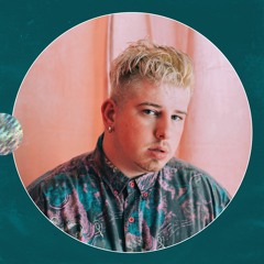 Dylan Reese - human.