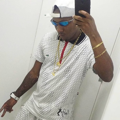 MC's VALENTE - CODE - FAHAH - LK JOGADOR - Proceder dos Bandido (((Prod. WV)))