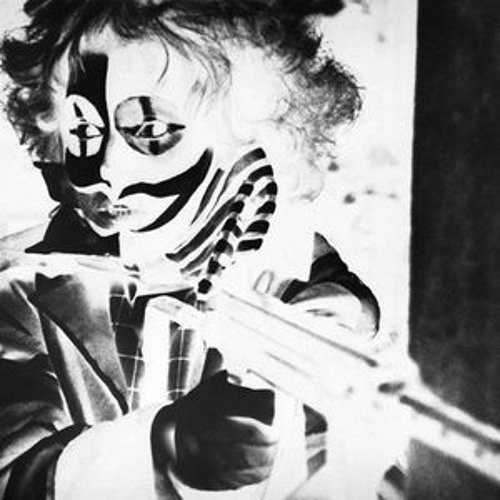 illuminate thru the cracks