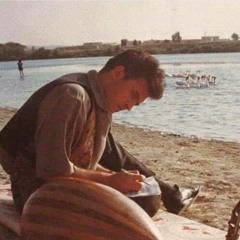 لماذا أسلم للبحر أمري؟