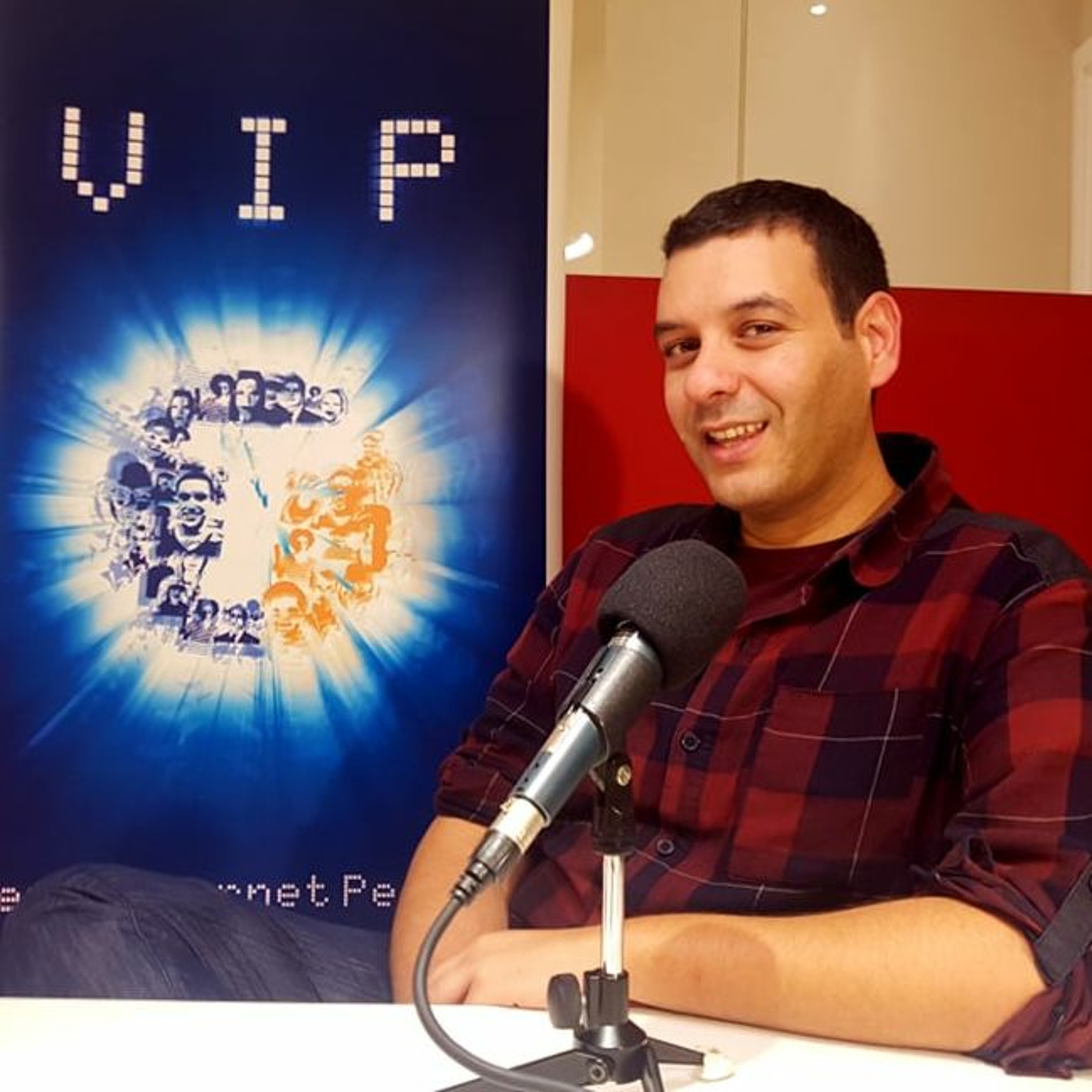 DigiClub Bits: Au final, Facebook a besoin de manipuler vos hormones (Ep112) episode artwork