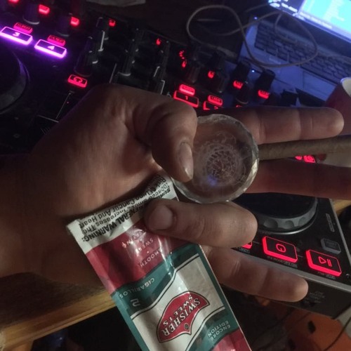 2019 - 11 - 24 23h10m56DZAAAH