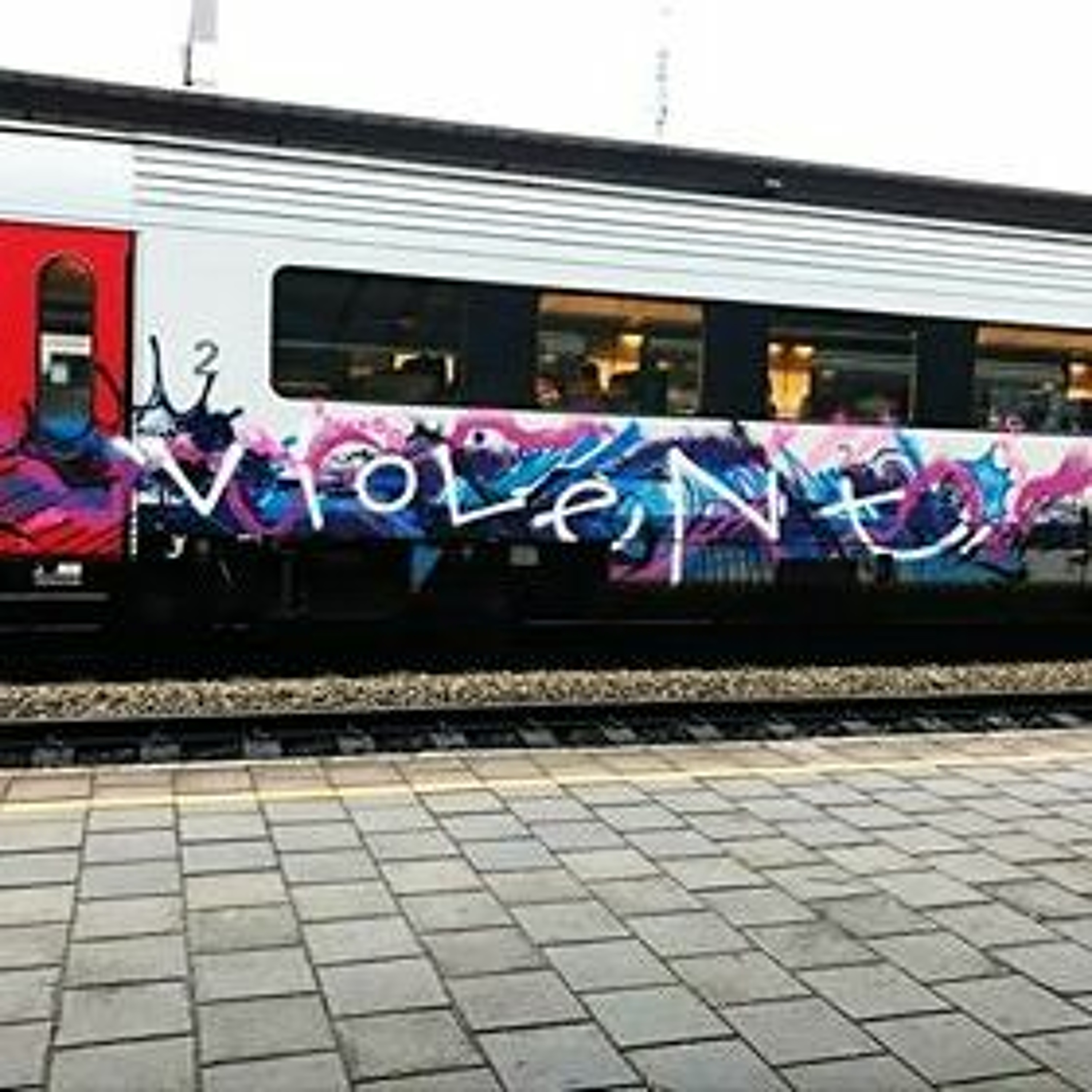 10. À TAAABLE ! Etc... Tito