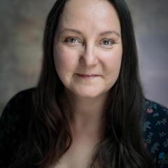 Carolyn Saint-Pe Audiobook in French Lecture en Français