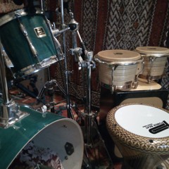 Drum solo - Moroccan 6:8 and 12:8 beats + click.