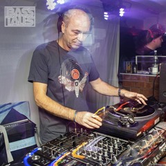 Michael Noack opening "Basstales trifft Dr.Motte" live podcast