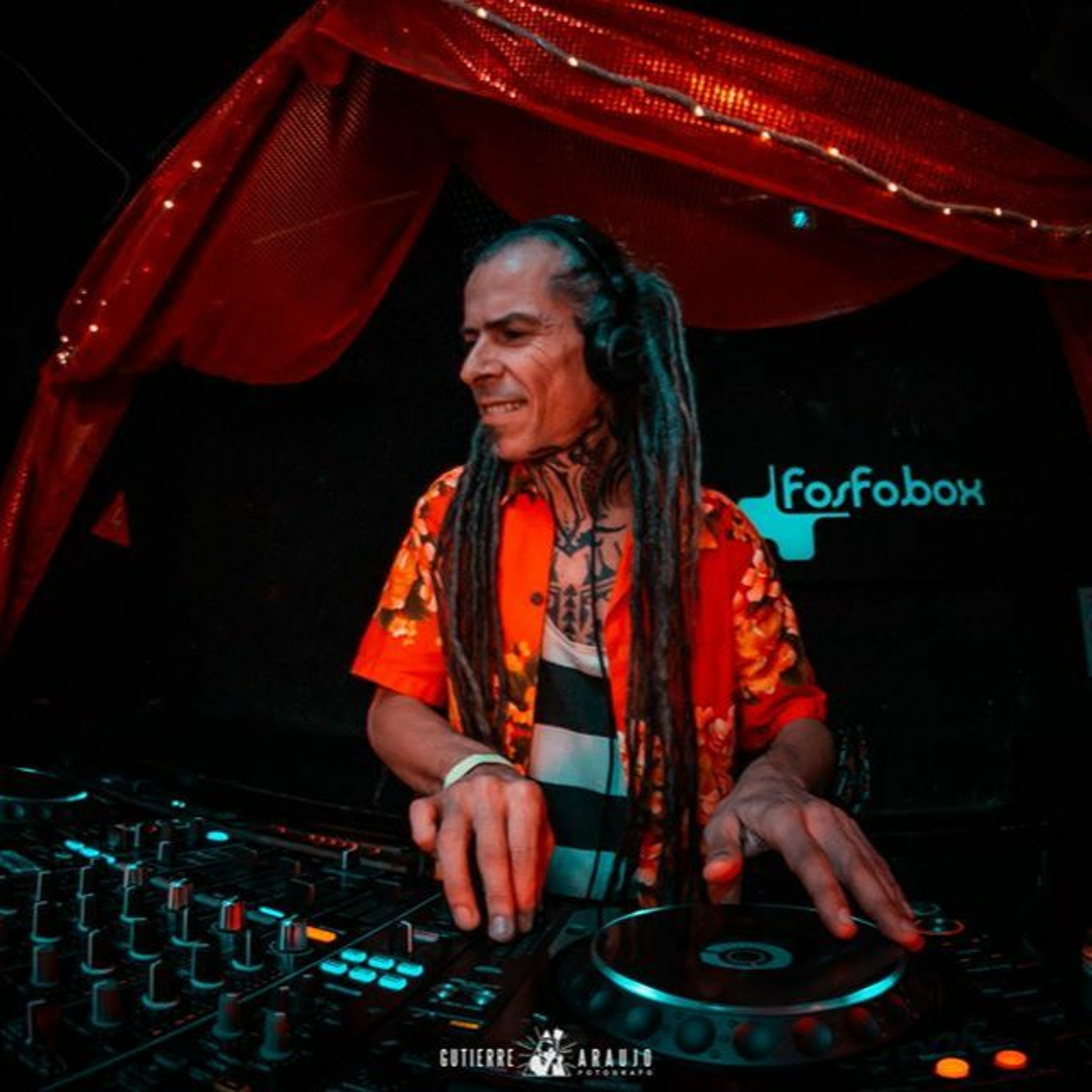djcaroles