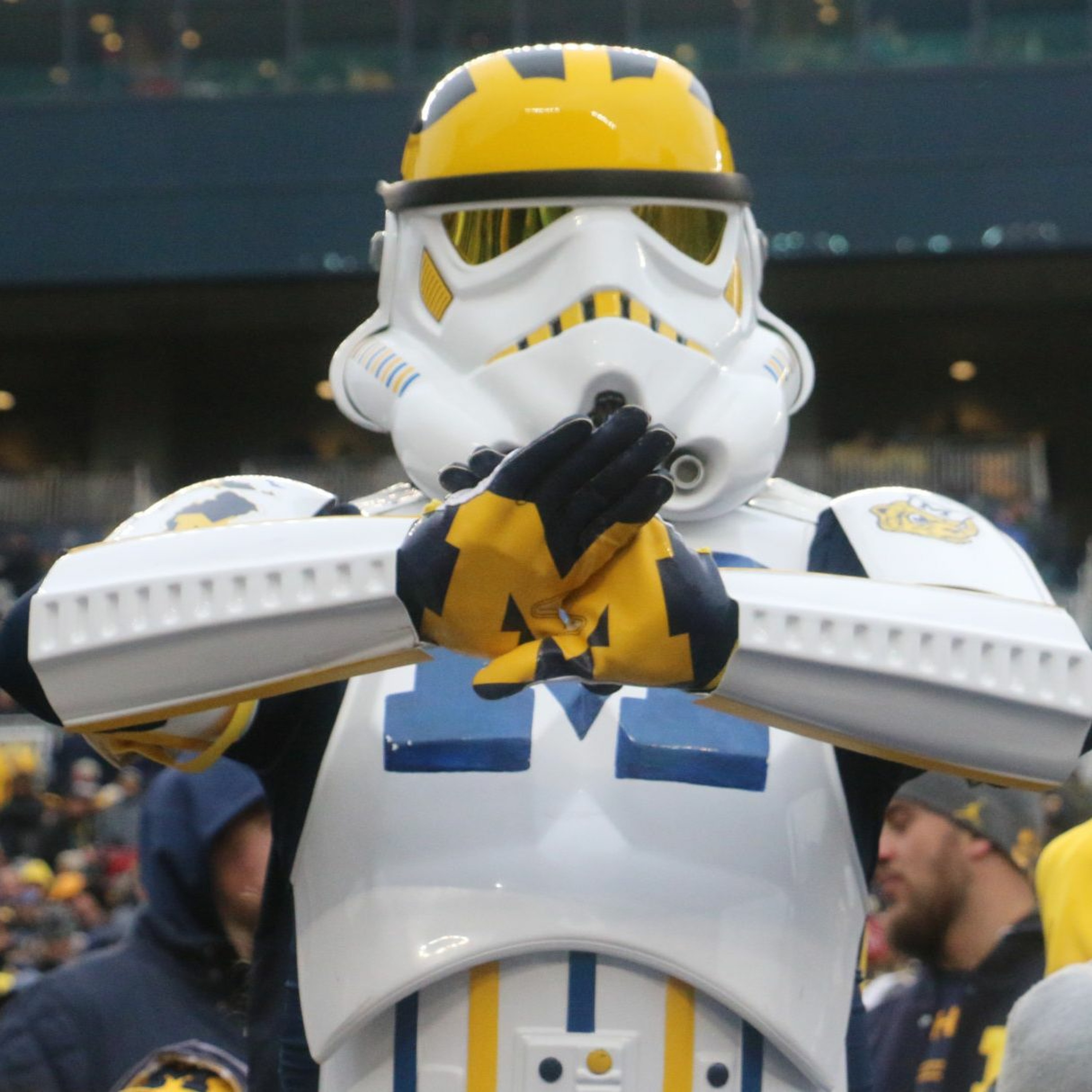 UMGoBlue.COM University of Michigan Wolverine Football Commentary