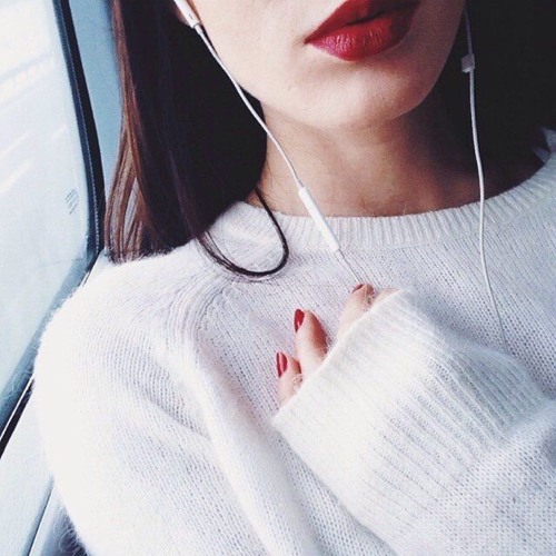 KATERINA - Offline
