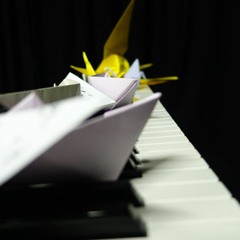 C'est peut-être... la danse des origamis