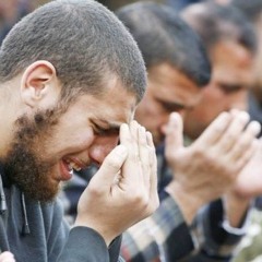 بكت عيني على ذنبي