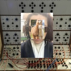 Dalt A Kenneth Anger Le Gusta Su Nuevo Secuenciador