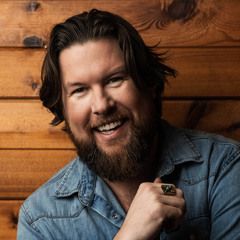 #49: ZACH WILLIAMS shares his rescue story and climb to the top performing with Dolly Parton!