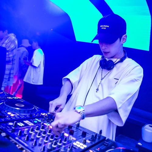 DJ PRAY MIXSET : PLUS82