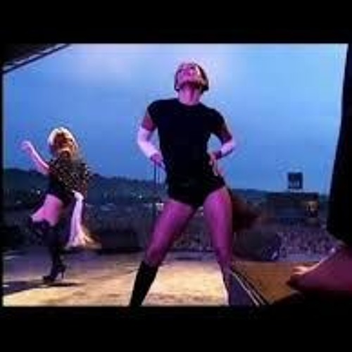 Goldfrapp - Strict Machine - Live