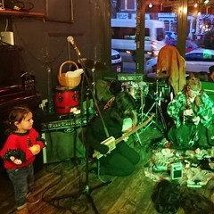 tujuh kuda at Day Dream Salon 4 Dec 15 2019